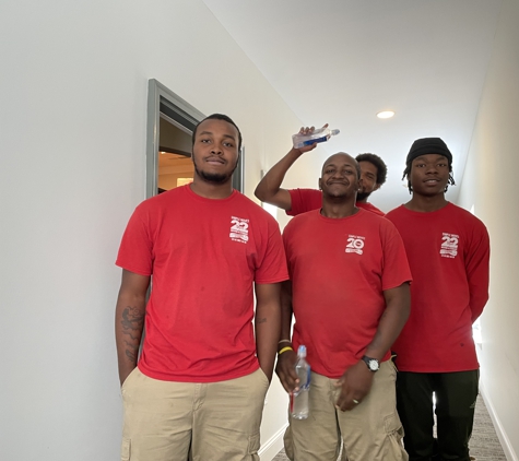 Simple Moves LLC - Saint Louis, MO. Tray. Brandon, Shawn, and Isaac.  A GREAT Simple Moves Team!