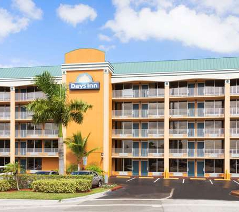 Days Inn by Wyndham Fort Lauderdale-Oakland Park Airport N - Oakland Park, FL