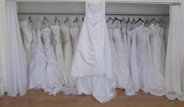 Sarasota Wedding Dresses - Sarasota, FL