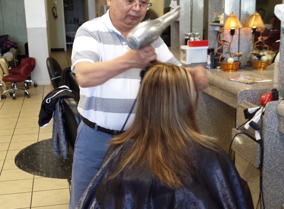 KHUE - HAIR STYLIST (aka Golden Valley Salon) Moved Inside Top Hair Nails - Sunnyvale, CA