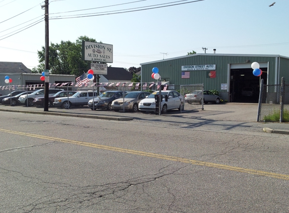 Division Street Auto Sales - Pawtucket, RI