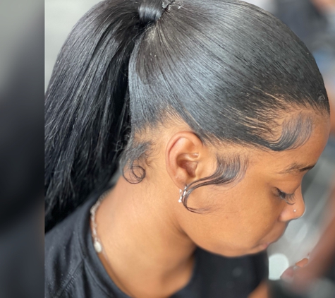 Salon X Change - Austin, TX. Sleek Ponytail