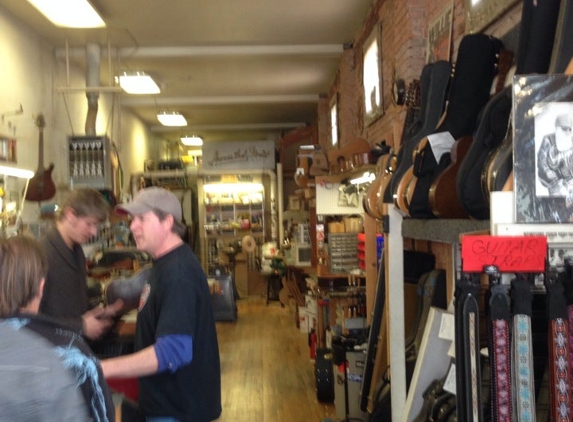 Colfax Guitar Shop - Denver, CO