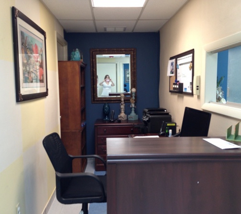 Dr. Ivette Valle, MD - Hialeah, FL