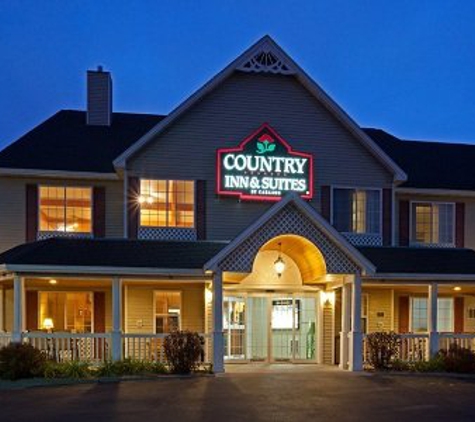 Country Inns & Suites - Little Falls, MN