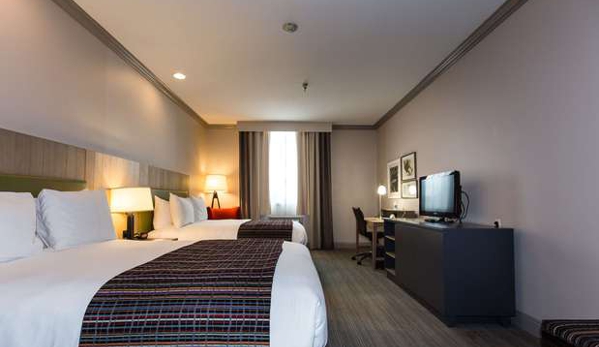 Country Inns & Suites - Metairie, LA