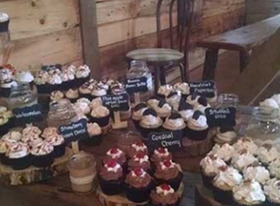 a La CupCakes! - Asheville, NC