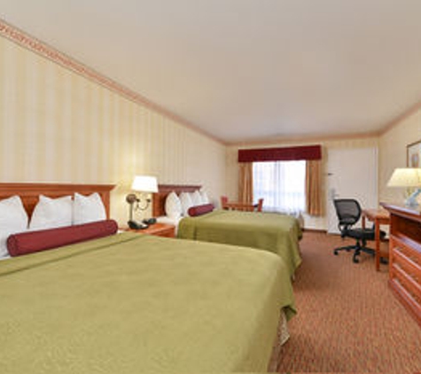 Best Western Plus Raffles Inn & Suites - Anaheim, CA