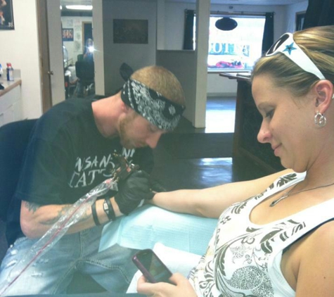 Insane Ink Tattoos - Pekin, IL