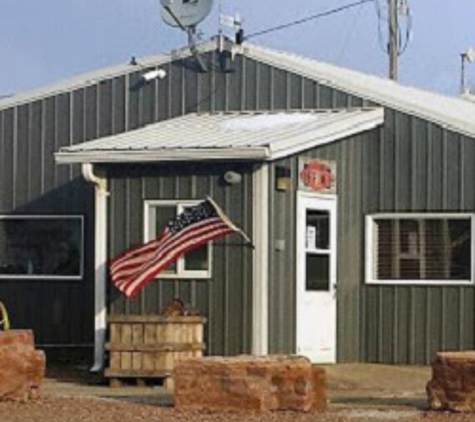 H & R Salvage LLC - Mitchell, SD