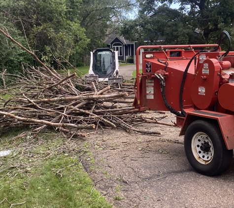 Hansons Tree Service & Landscaping