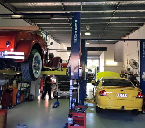 Automotive Satisfaction - Helensvale, QLD. Workshop