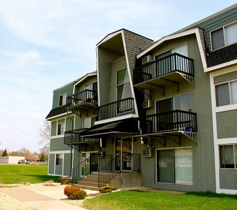 956 Place Apartments - Forest Lake, MN