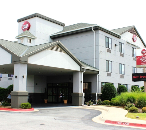 Best Western Plus Castlerock Inn & Suites - Bentonville, AR