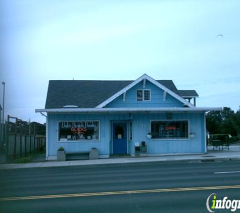 Bob's Beach Books - Lincoln City, OR