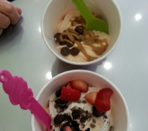 Menchie's Frozen Yogurt - Panama City Beach, FL