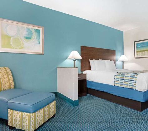 Best Western Plus Blue Angel Inn - Pensacola, FL