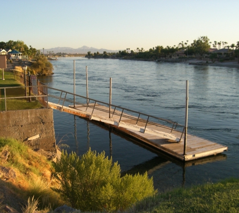 Rainbo Beach Resort - Needles, CA