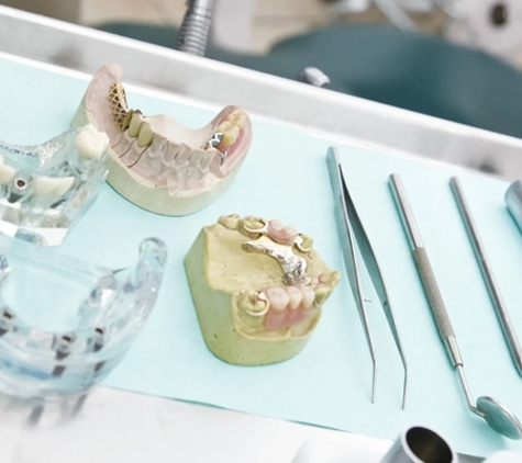 Geelong Denture Care Centre - Geelong, VIC