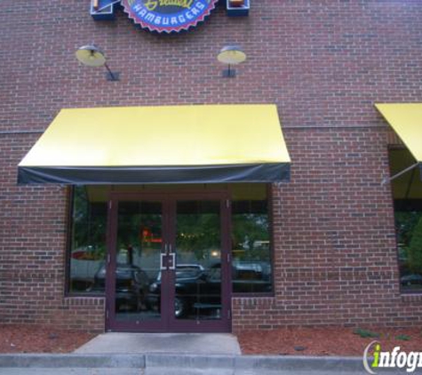 Fuddruckers - Alpharetta, GA