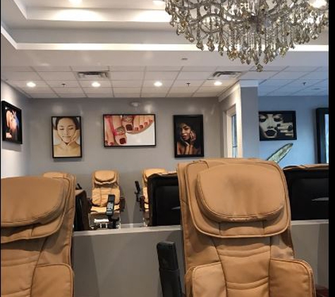 Posh Day Spa & Nails - Orlando, FL