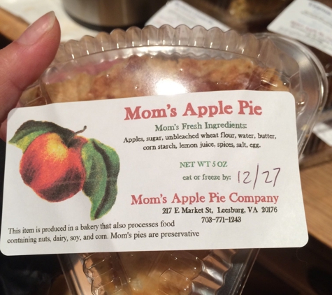 Mom's Apple Pie - Occoquan, VA