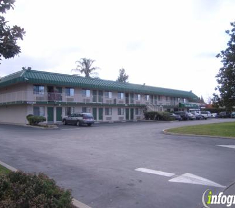 University Inn - Fresno, CA