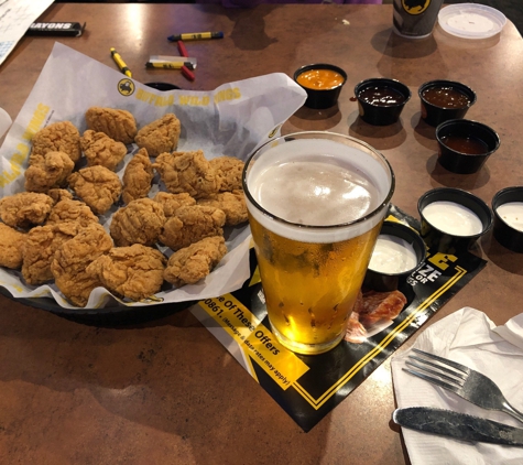 Buffalo Wild Wings - Fairfield, CA