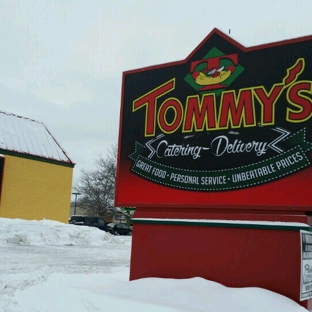 Tommy's Red Hots - Woodstock, IL