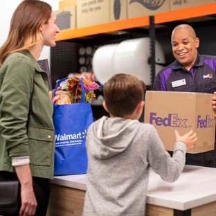 FedEx Office Print & Ship Center - Westminster, CO