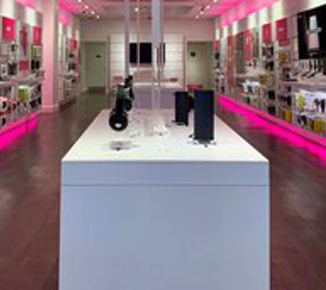 T-Mobile - Astoria, NY