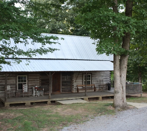 Bear Creek Log Cabins - Fort Payne, AL