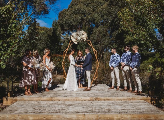Willow Glen Weddings - Invermay, VIC. Image by La Este Films