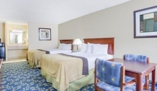 Baymont Inn & Suites - Chocowinity, NC