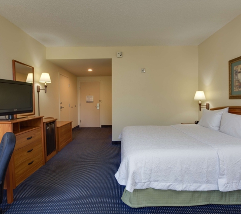 Hampton Inn Ft. Lauderdale-Commercial Blvd. - Tamarac, FL