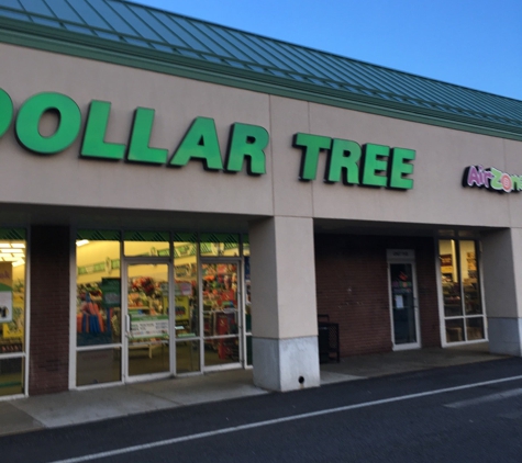 Dollar Tree - Exeter, NH