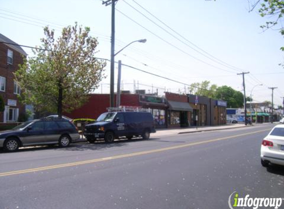 Neil's Natural Market - Flushing, NY