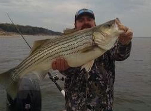 Capt Steve Barnes Lake Texoma Striper Fishing Guide - Pottsboro, TX