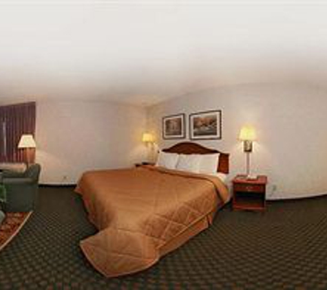 Baymont by Wyndham Latham Albany Airport - Latham, NY