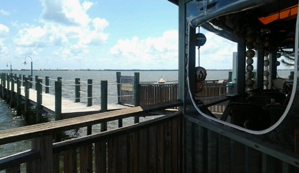 Dolphin Bar & Shrimp House - Jensen Beach, FL