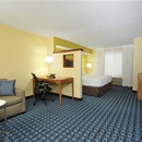 Fairfield Inn & Suites - Hotels