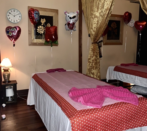 Thai Body Works Irvine. Couple Massage Room on Valentine’s Day!