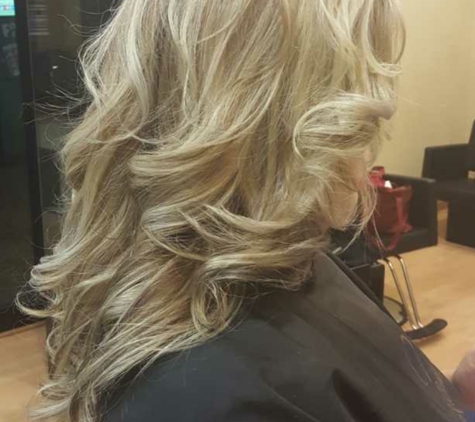 V2 Hair & Beauty Salon - San Antonio, TX