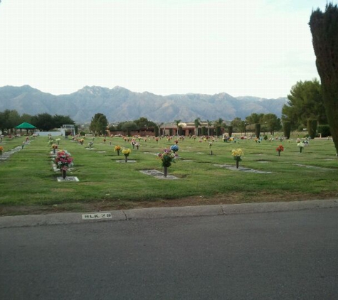 East Lawn Palms Cemetery - Tucson, AZ