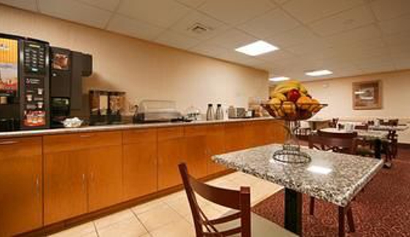 Best Western Jamaica Inn - Jamaica, NY