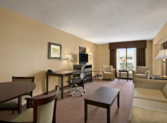 Wingate by Wyndham Cincinnati/Blue Ash - Blue Ash, OH