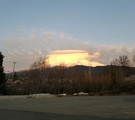 Mt Shasta Cinemas - Mount Shasta, CA