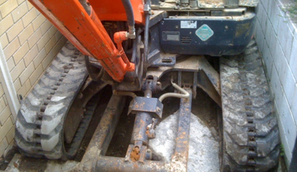 Herbies Earthmoving Pty Ltd - Tingalpa, QLD