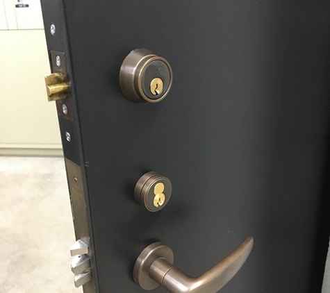 Action Lock & Key - Roselle, IL