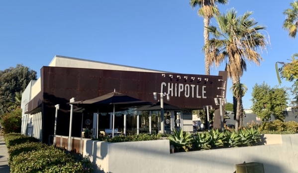 Chipotle Mexican Grill - San Diego, CA. 11-14-21 by jfp